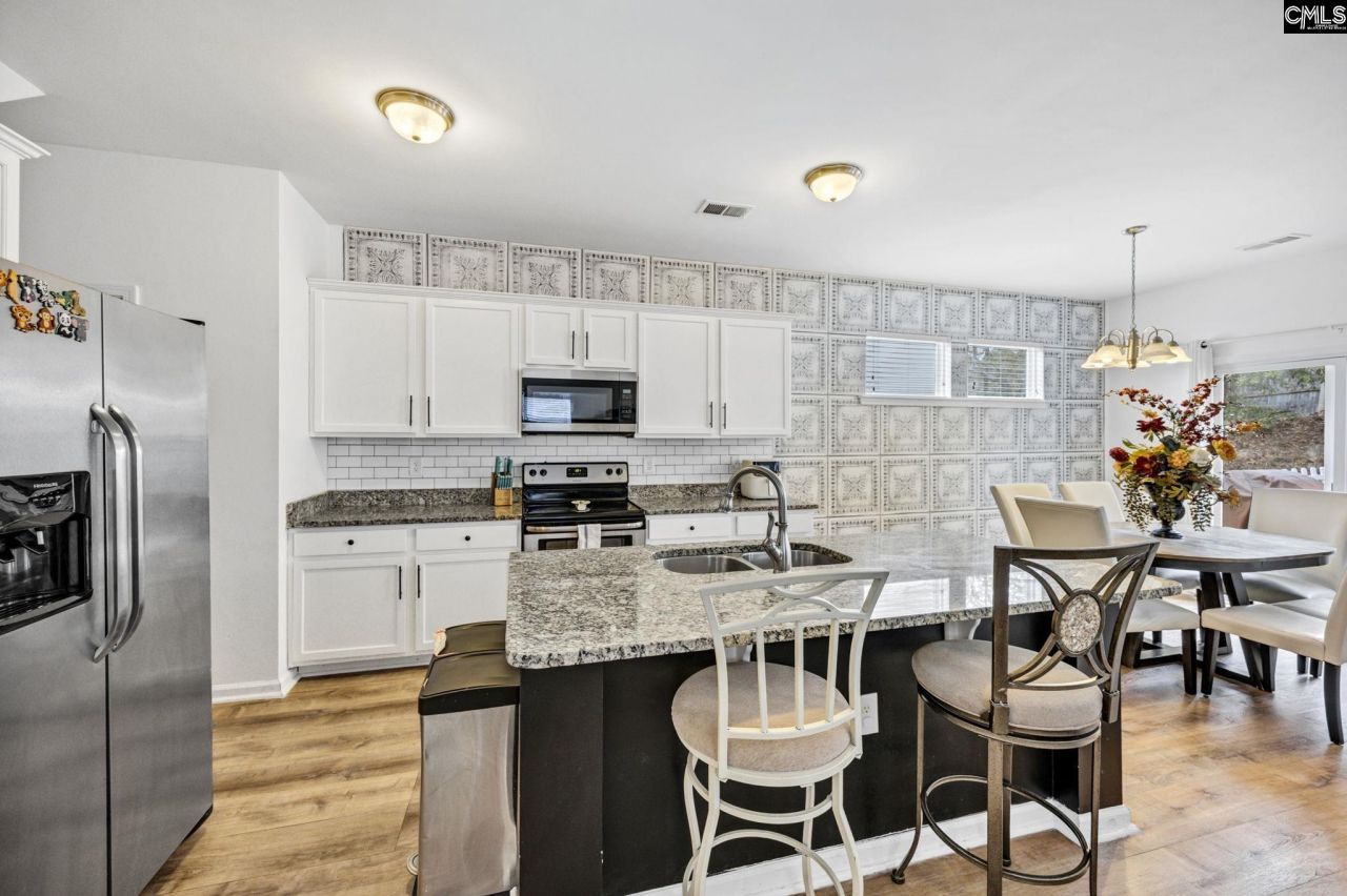 25 Heatherlaurel Court  Photo 9