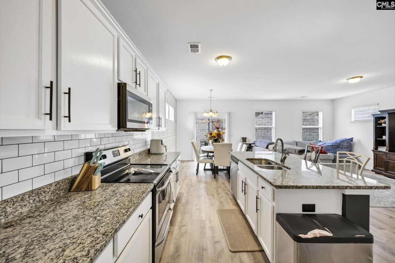 25 Heatherlaurel Court  Photo 13