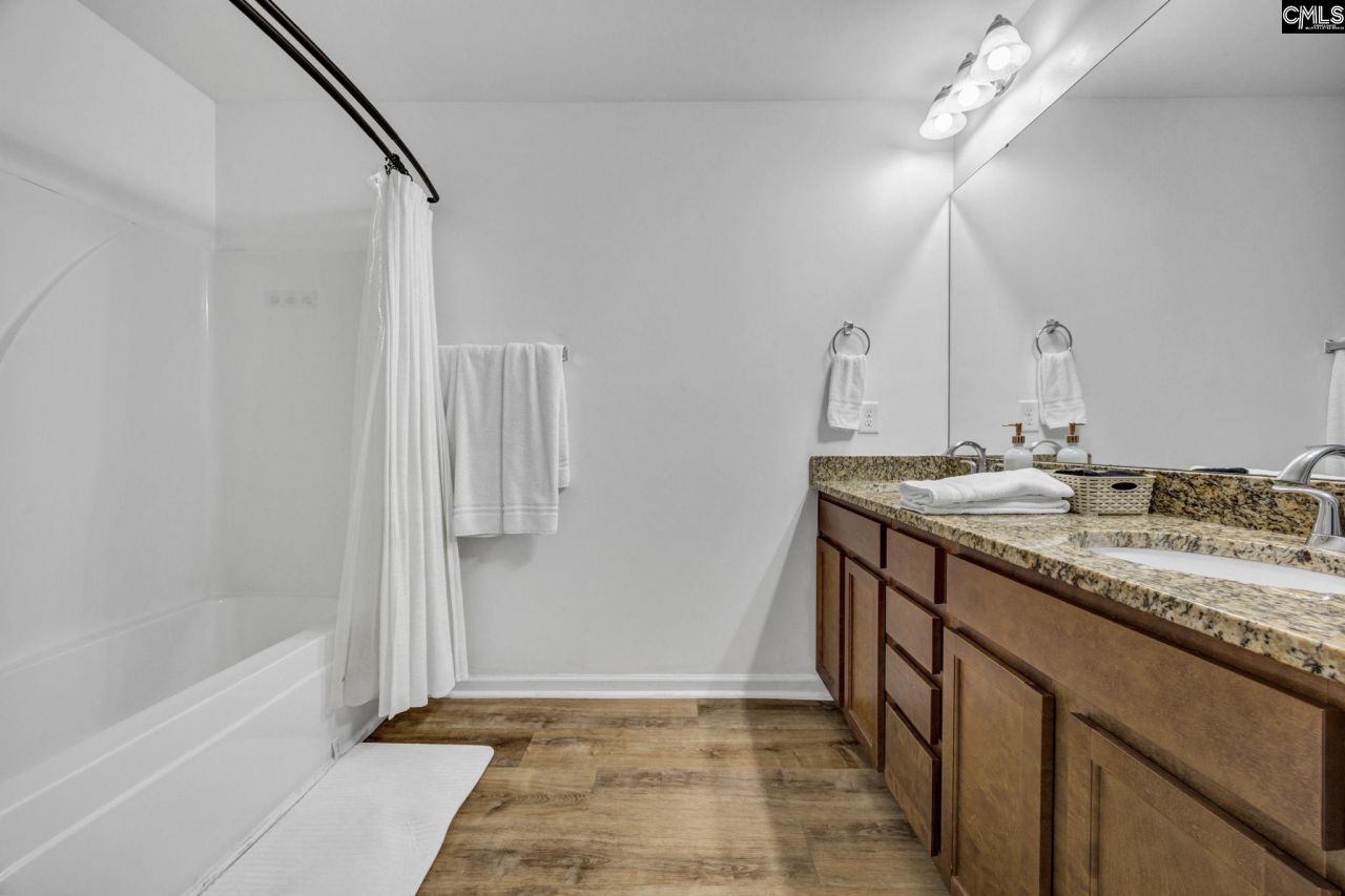 25 Heatherlaurel Court  Photo 20