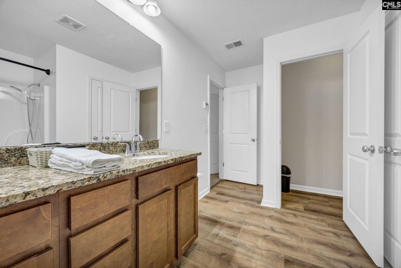 25 Heatherlaurel Court  Photo 21