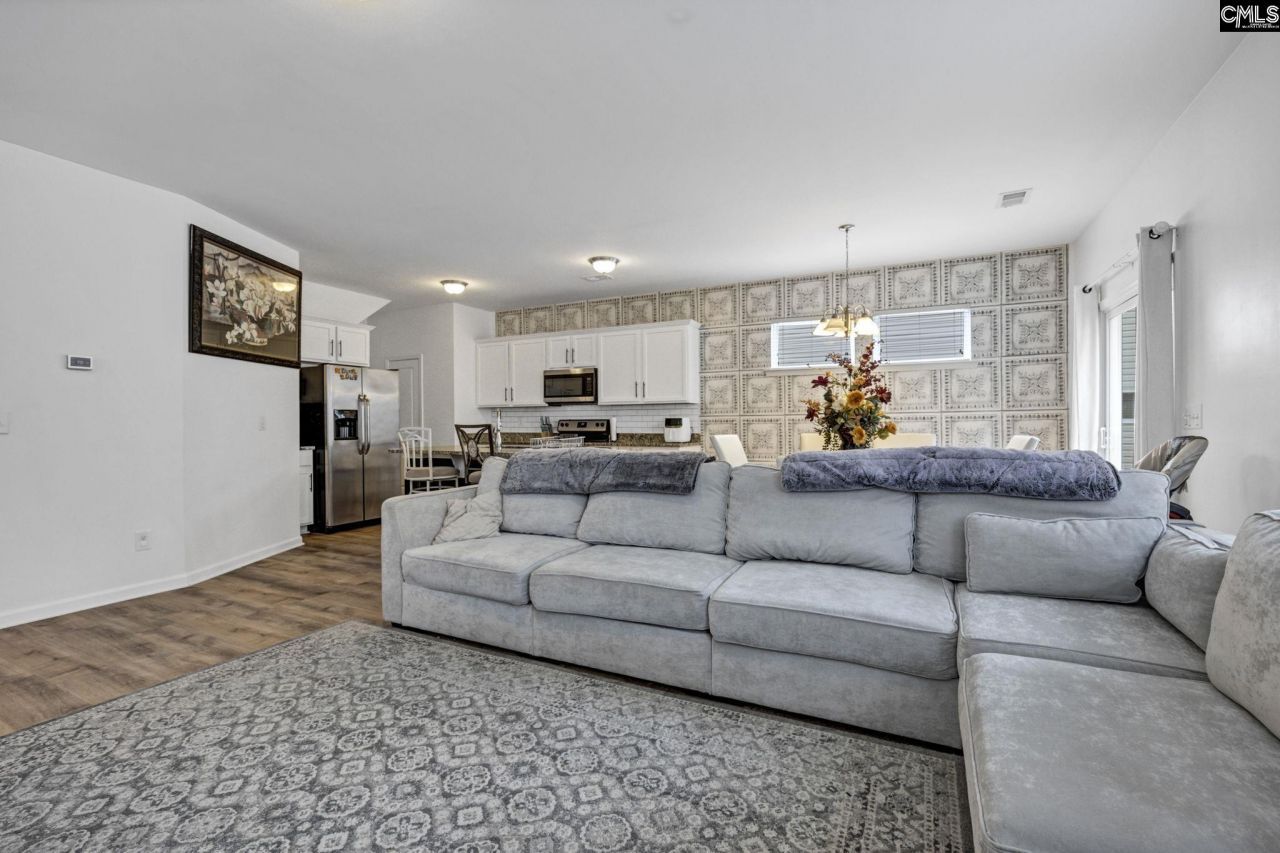 25 Heatherlaurel Court  Photo 5