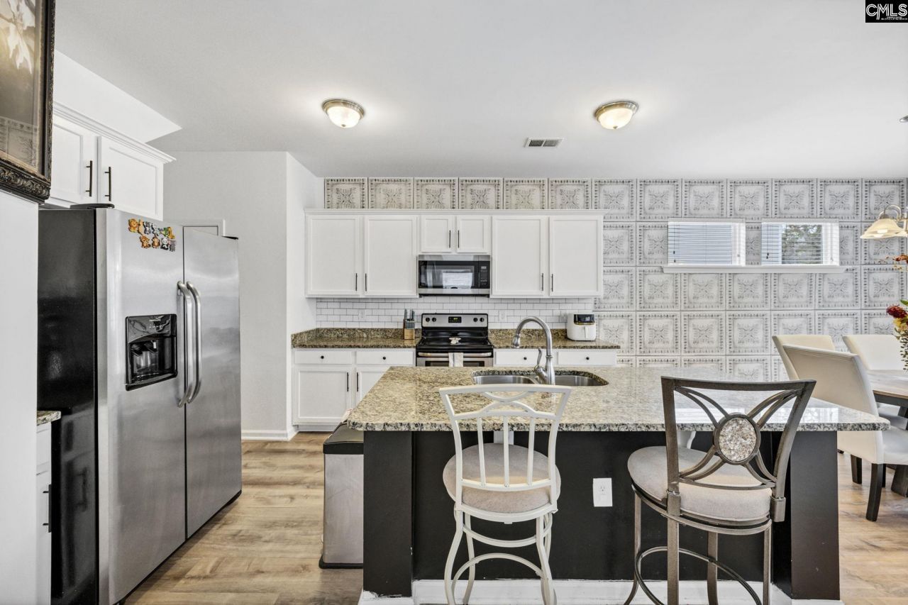 25 Heatherlaurel Court  Photo 8