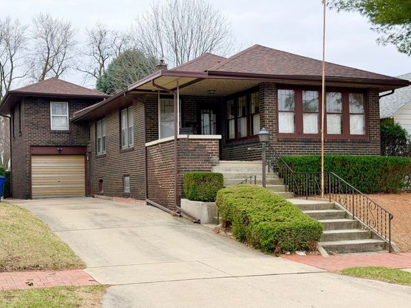 748 7th Street , Lasalle, IL 61301