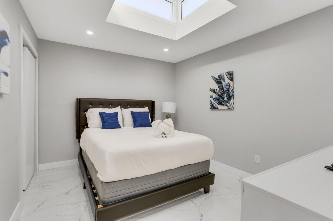 2019 NE 14th Court, Fort Lauderdale, FL 33304 Photo