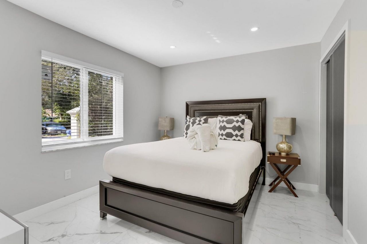 2019 NE 14th Court, Fort Lauderdale, FL 33304 Photo