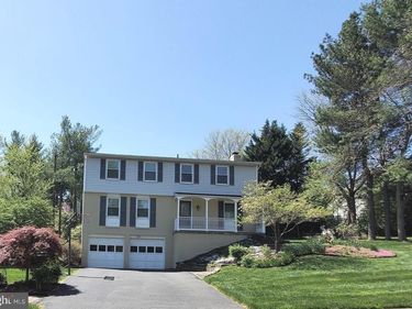 1150 KETTLE POND LANE , GREAT FALLS, VA 22066