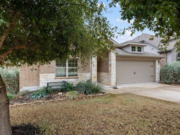 8113 Cannon CT, Lago Vista, TX 78645