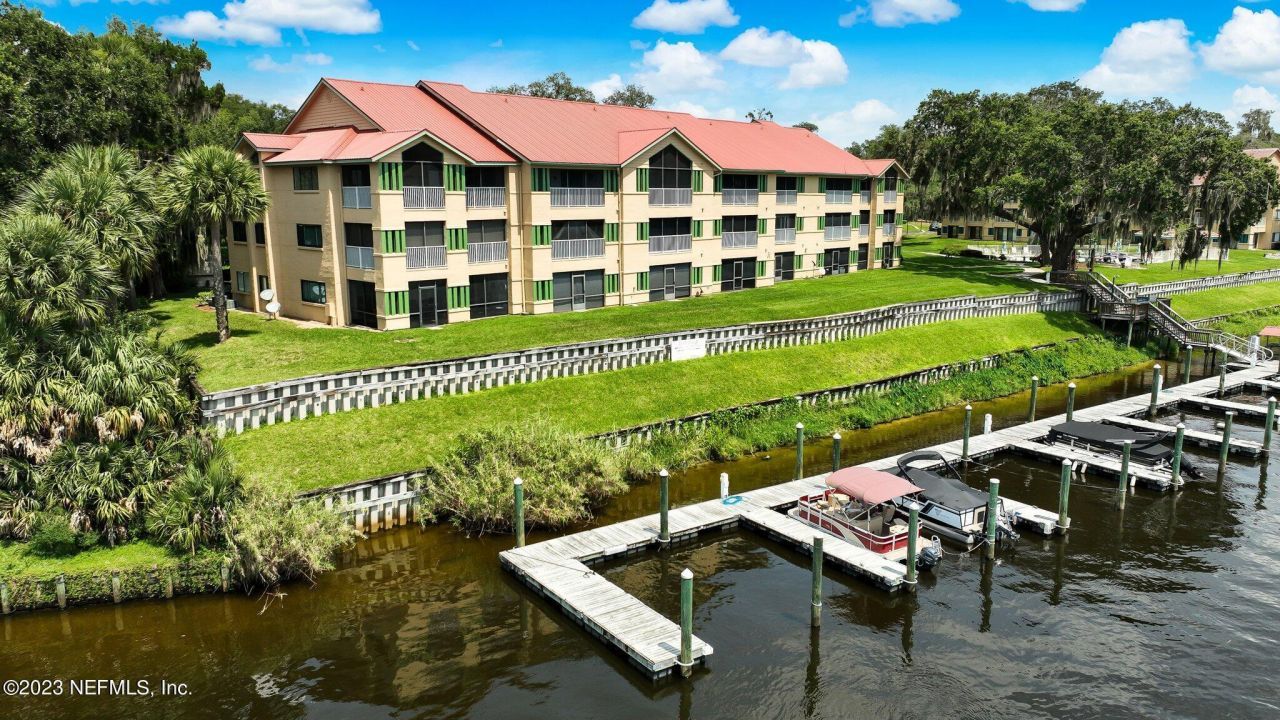 99 Broad River Place, Unit 1301, Welaka, FL 32193 Photo