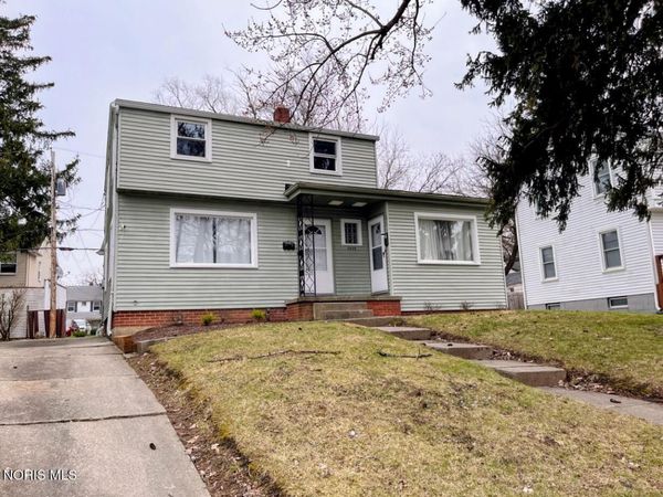 2026 Kensington Road , Toledo, OH 43607