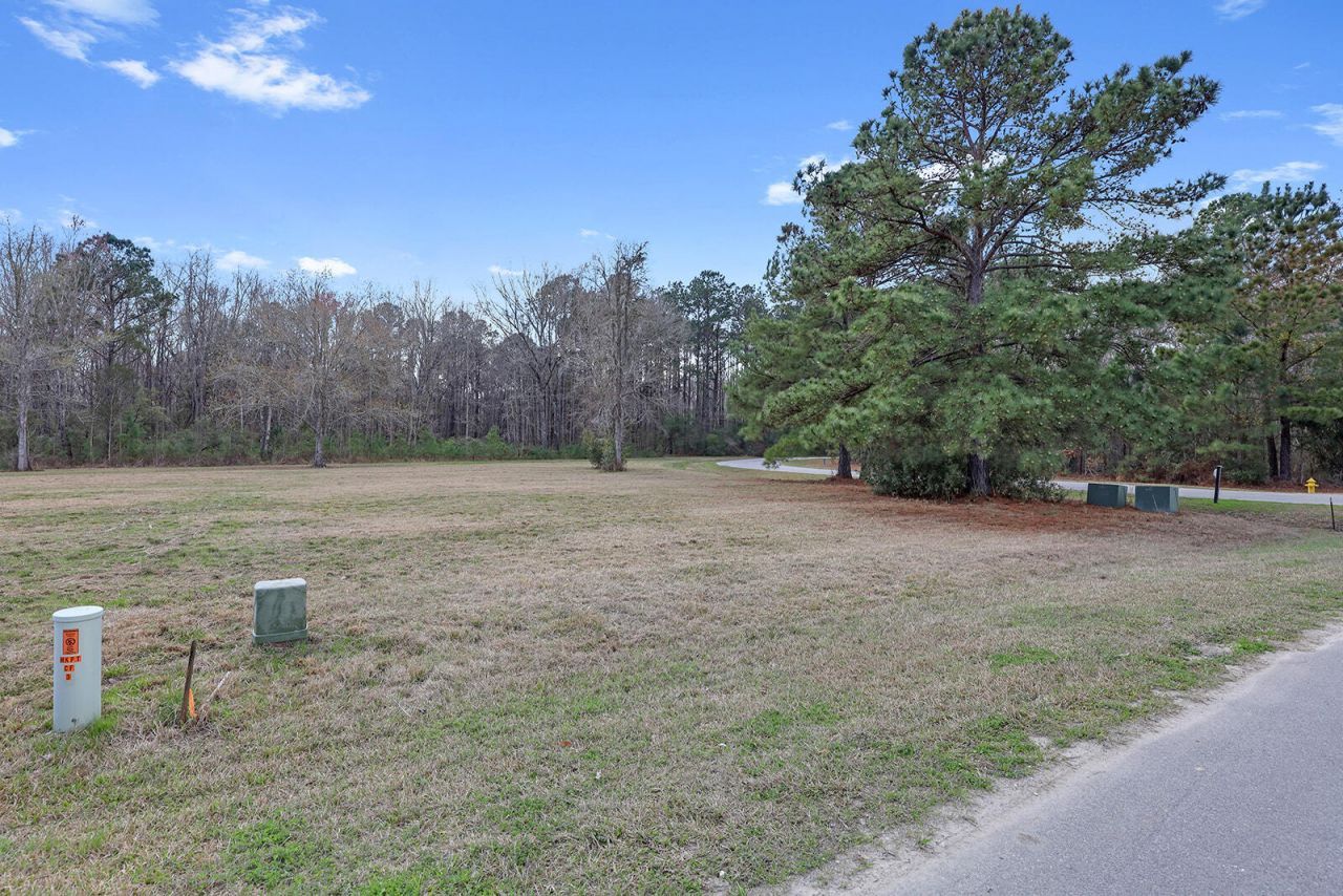 1082 E Settings Drive Photo 16