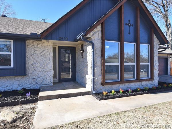 2419 Driftwood Drive, Claremore, OK 74017