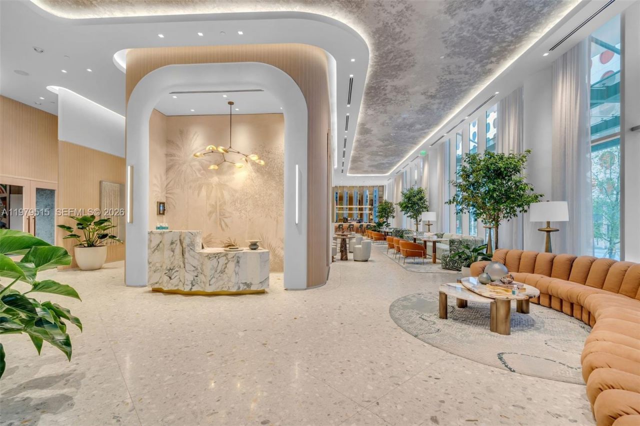 77 SE 5th St , Unit 2405, Miami, FL 33131 Photo