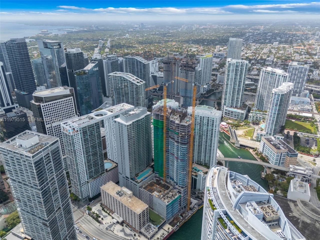 77 SE 5th St , Unit 2405, Miami, FL 33131 Photo