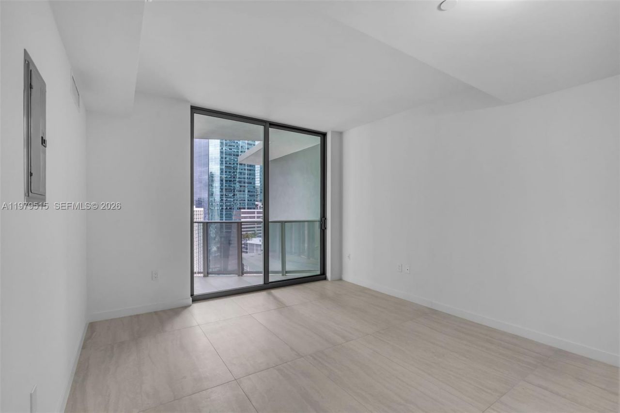 77 SE 5th St , Unit 2405, Miami, FL 33131 Photo