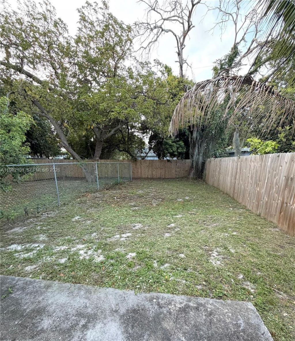 775 NW 96th St , Unit B, Miami, FL 33150 Photo