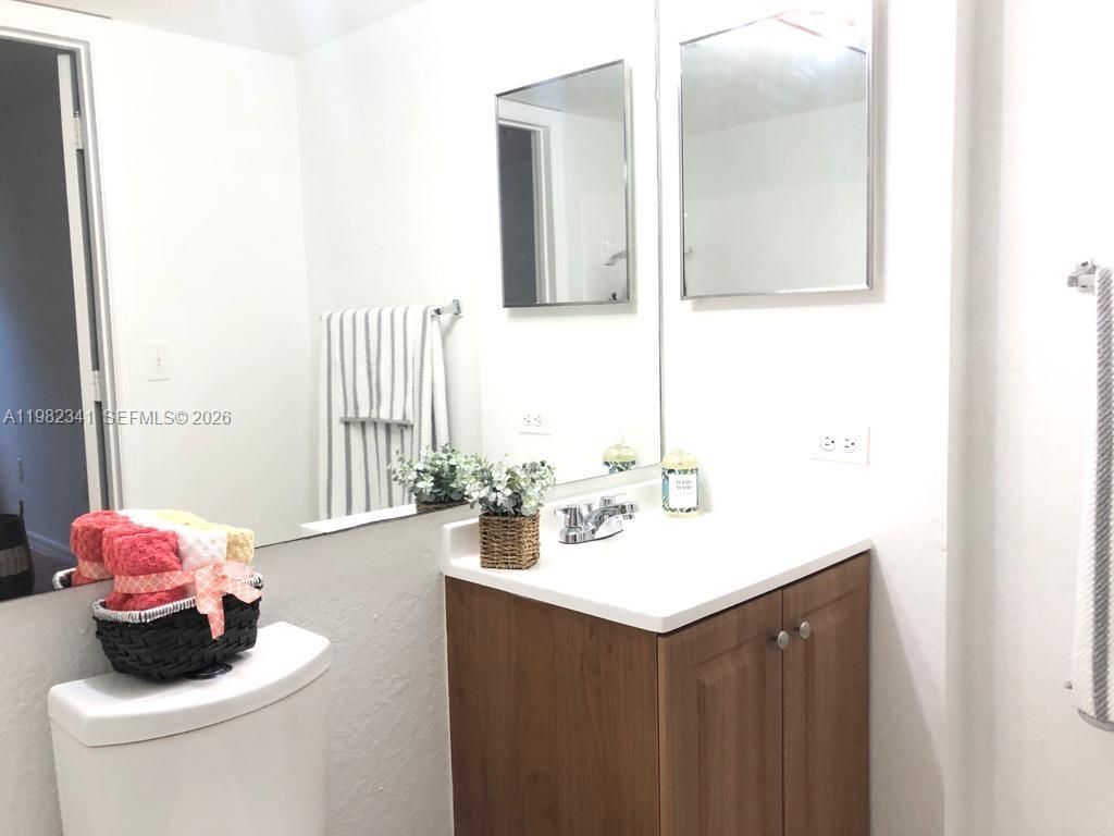 2544 Centergate Dr , Unit 308, Miramar, FL 33025 Photo