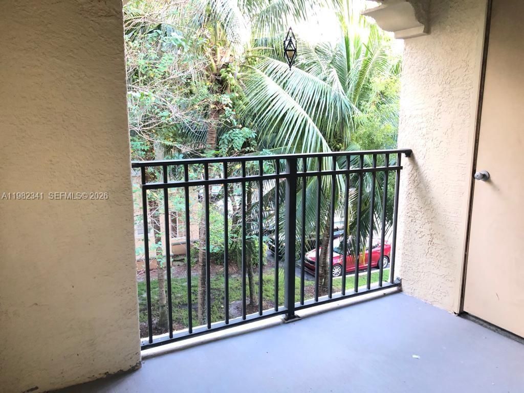 2544 Centergate Dr , Unit 308, Miramar, FL 33025 Photo