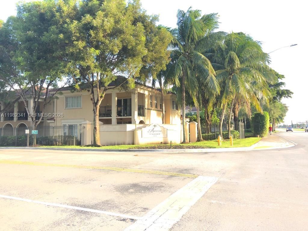 2544 Centergate Dr , Unit 308, Miramar, FL 33025 Photo