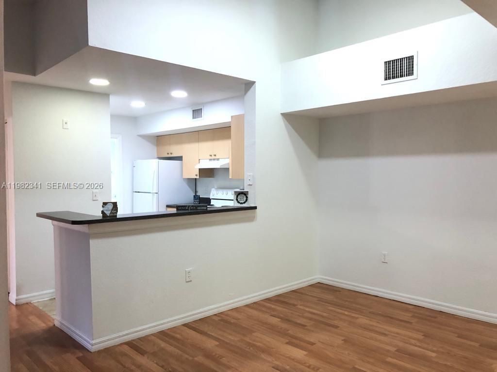 2544 Centergate Dr , Unit 308, Miramar, FL 33025 Photo