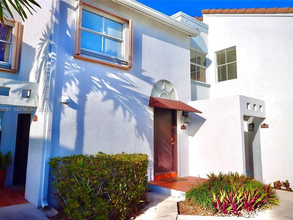 9751 NW 48th Ter , Unit 328, Doral, FL 33178
