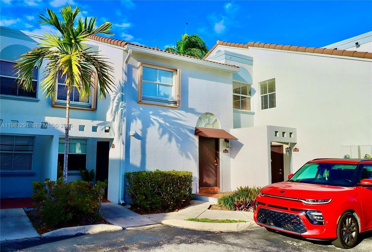 9751 NW 48th Ter , Unit 328, Doral, FL 33178 Photo