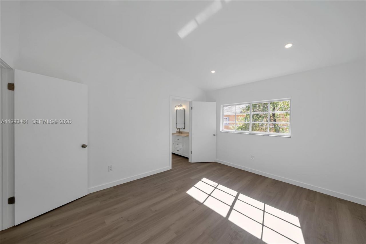 13914 SW 101 Ln , Unit 13914, Miami, FL 33186 Photo