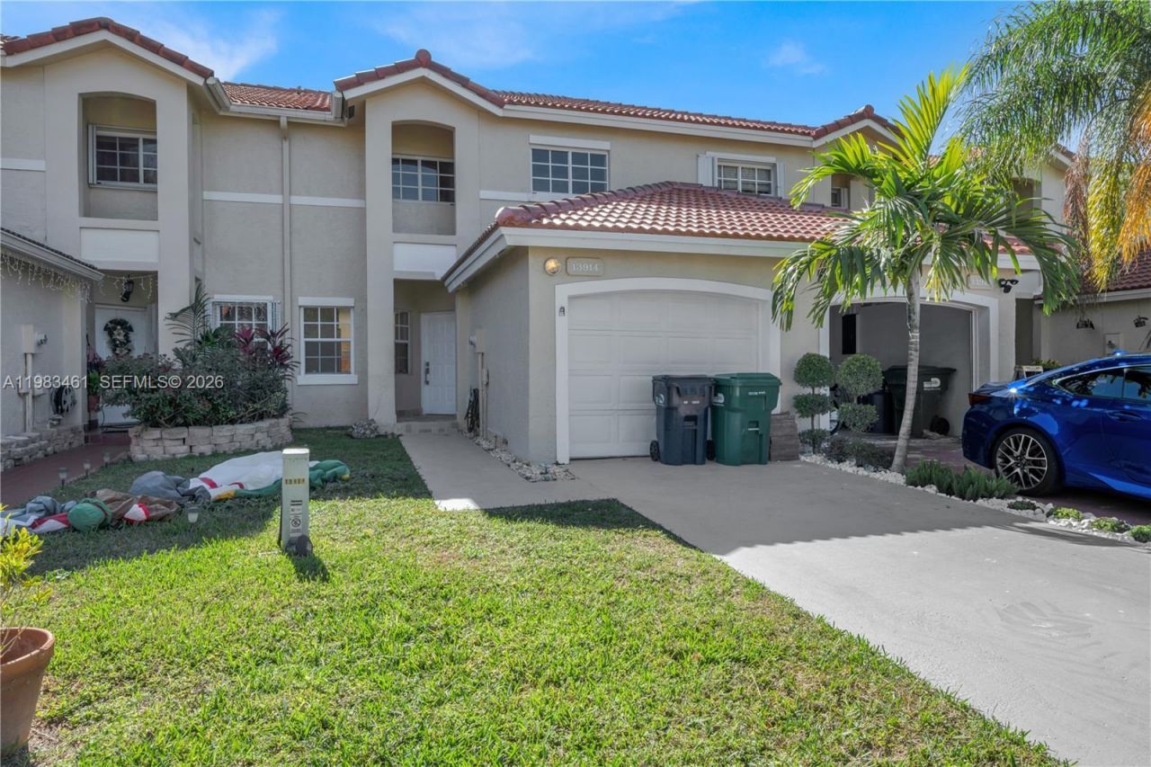 13914 SW 101 Ln , Unit 13914, Miami, FL 33186 Photo