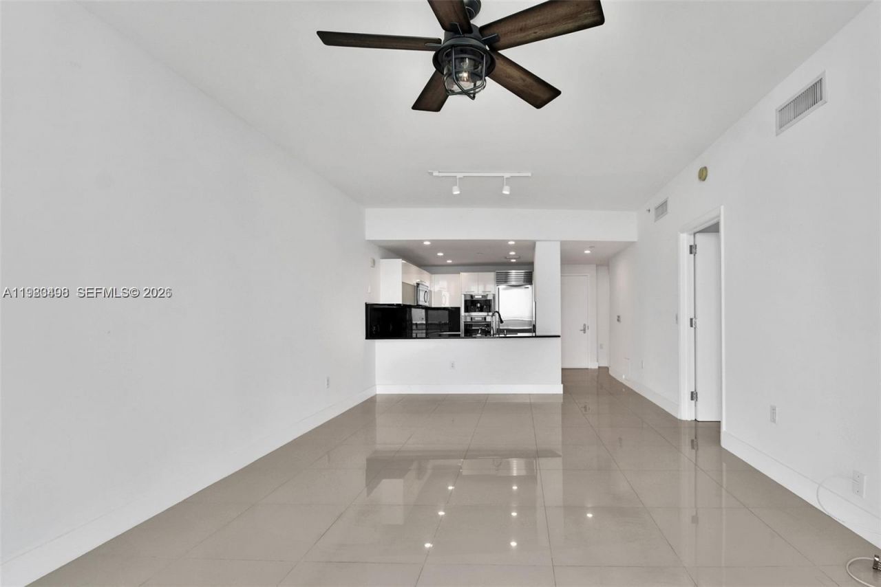 17121 Collins Ave, Unit 1803, Sunny Isles Beach, FL 33160 Photo