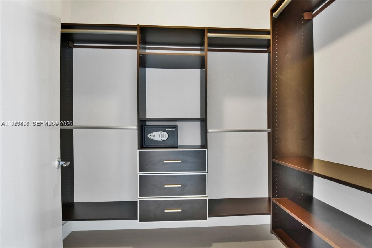 17121 Collins Ave, Unit 1803, Sunny Isles Beach, FL 33160 Photo