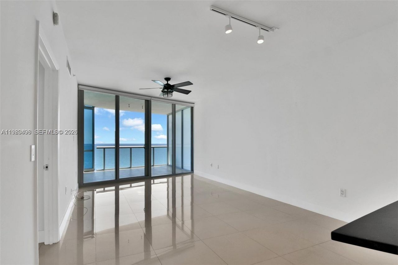 17121 Collins Ave, Unit 1803, Sunny Isles Beach, FL 33160 Photo