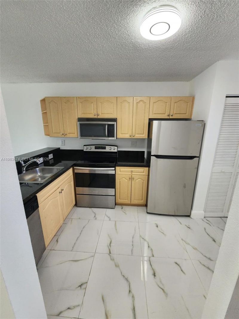 9845 Nob Hill Ct , Unit 9845, Sunrise, FL 33351 Photo