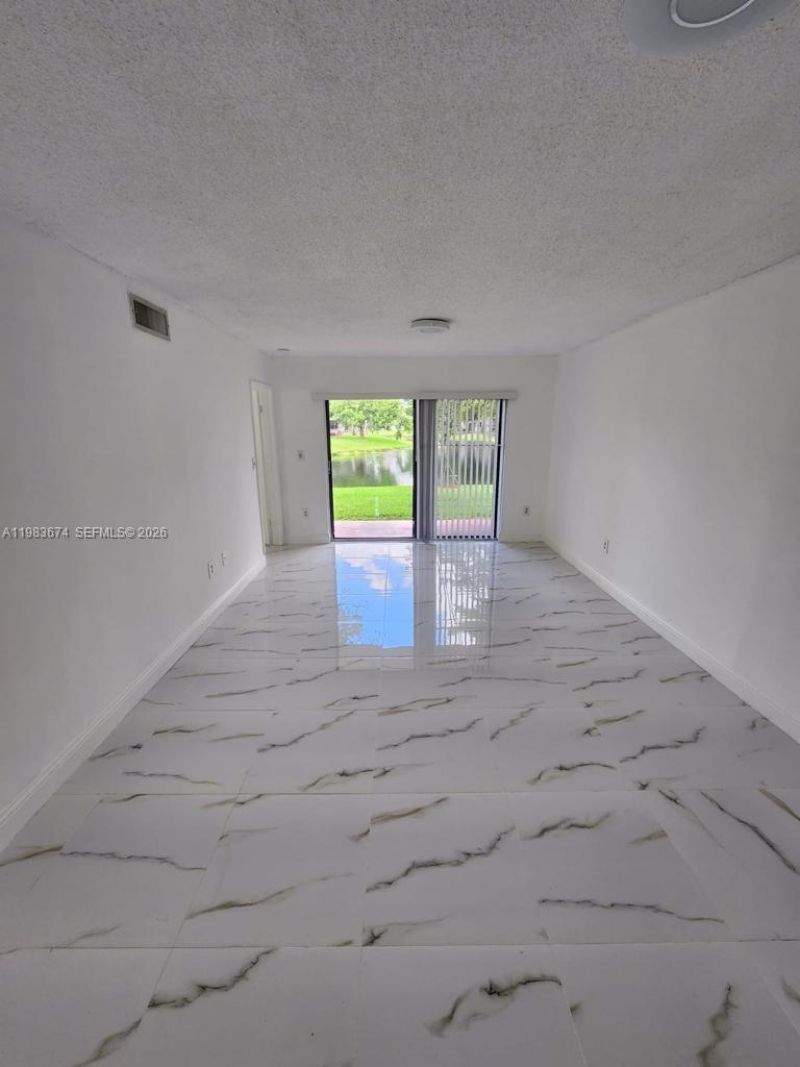 9845 Nob Hill Ct , Unit 9845, Sunrise, FL 33351 Photo