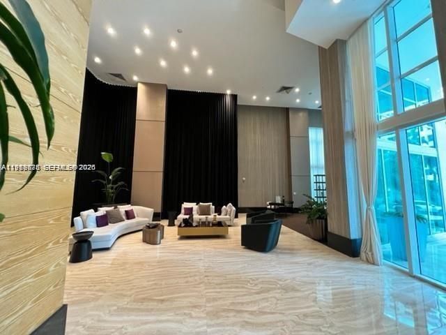 950 Brickell Bay Dr, Unit 4100, Miami, FL 33131 Photo