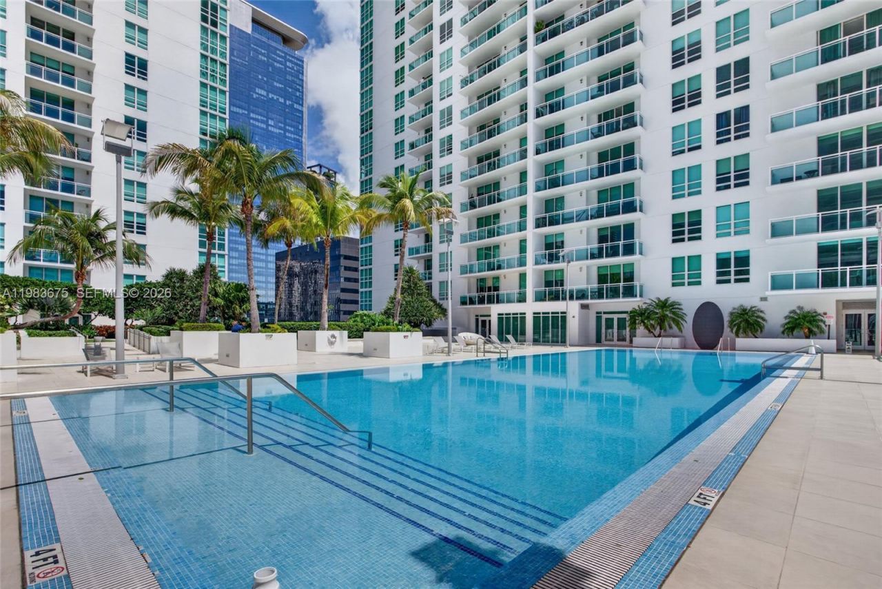 950 Brickell Bay Dr, Unit 4100, Miami, FL 33131 Photo