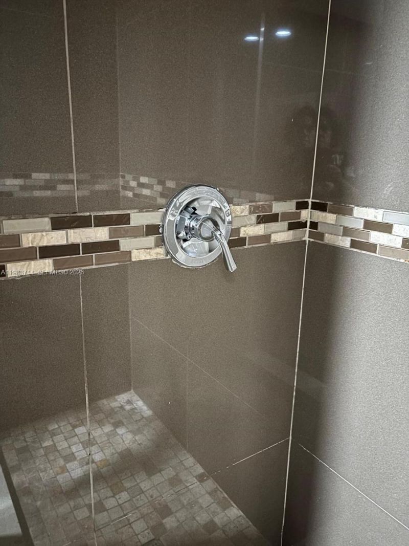 6620 W 2nd Ct , Unit 110, Hialeah, FL 33012 Photo