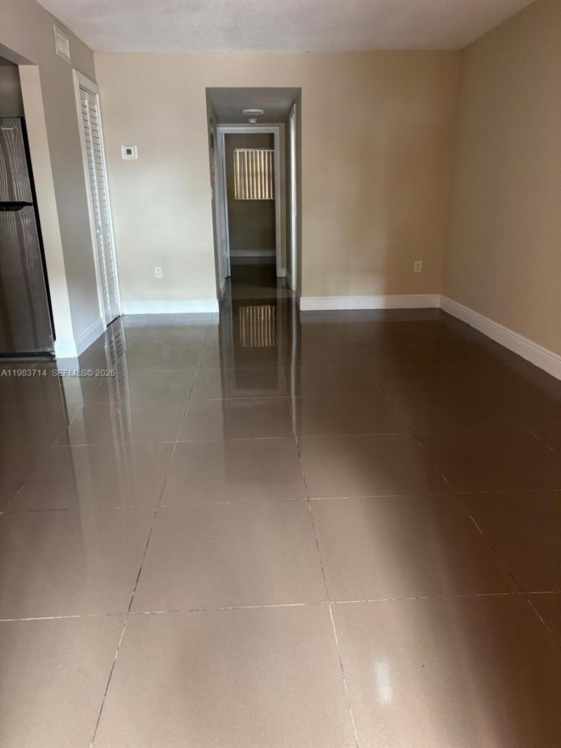 6620 W 2nd Ct , Unit 110, Hialeah, FL 33012 Photo