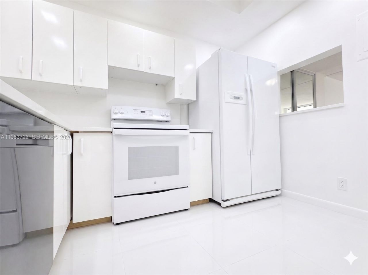 9900 Sunrise Lakes Blvd, Unit 102, Sunrise, FL 33322 Photo
