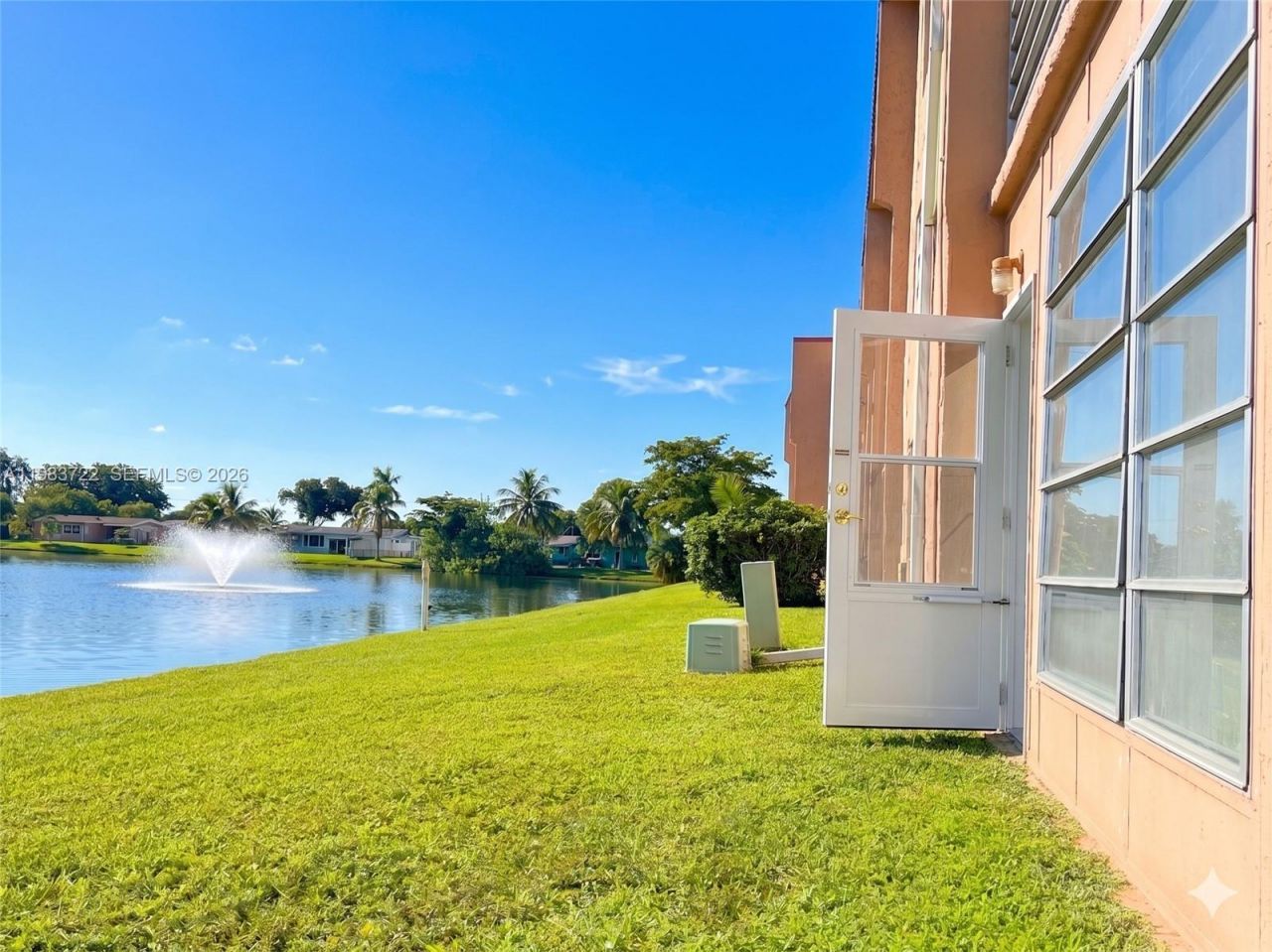 9900 Sunrise Lakes Blvd, Unit 102, Sunrise, FL 33322 Photo