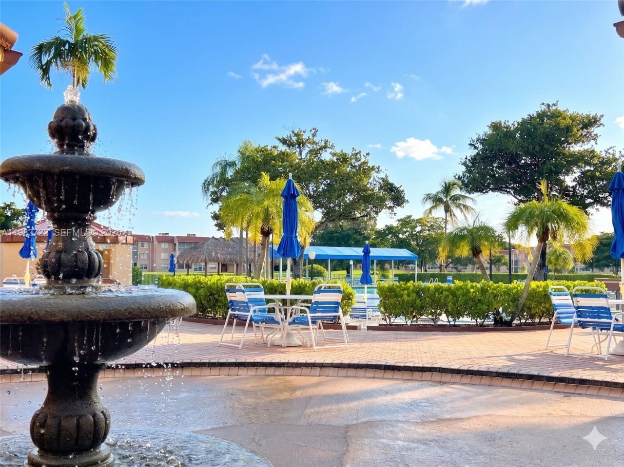9900 Sunrise Lakes Blvd, Unit 102, Sunrise, FL 33322 Photo