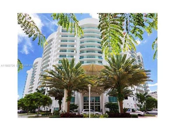 7910 Harbor Island Dr, Unit 510, North Bay Village, FL 33141