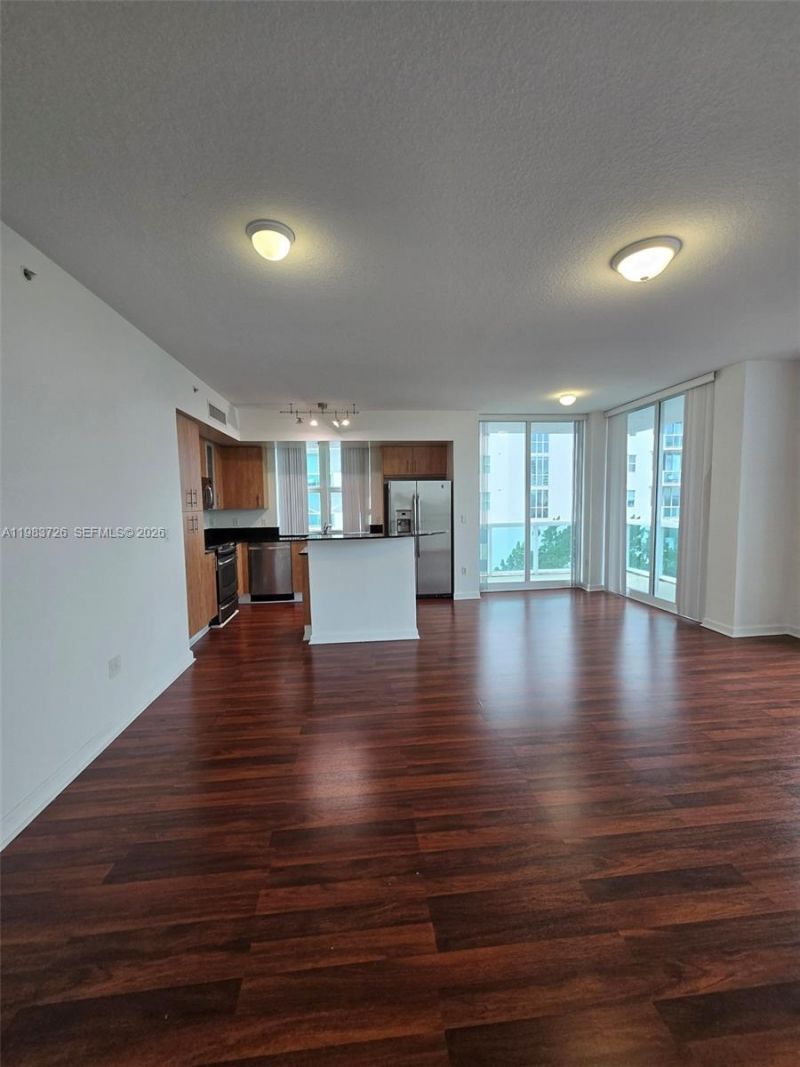 7910 Harbor Island Dr, Unit 510, North Bay Village, FL 33141 Photo