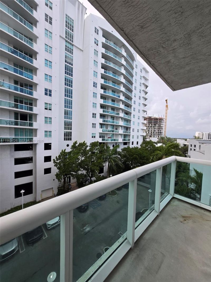 7910 Harbor Island Dr, Unit 510, North Bay Village, FL 33141 Photo