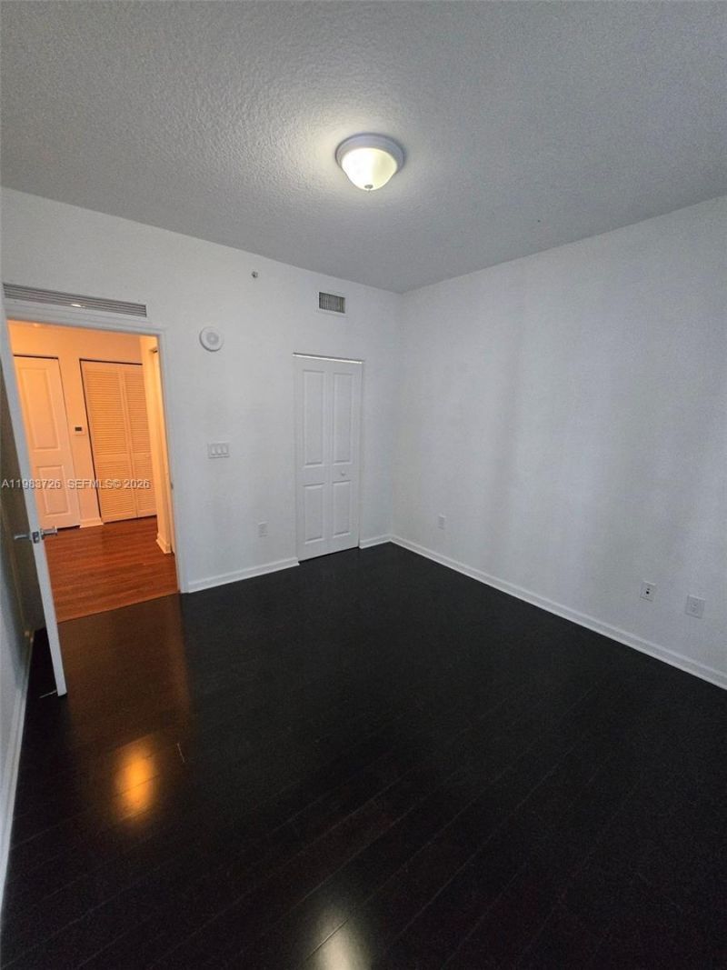 7910 Harbor Island Dr, Unit 510, North Bay Village, FL 33141 Photo