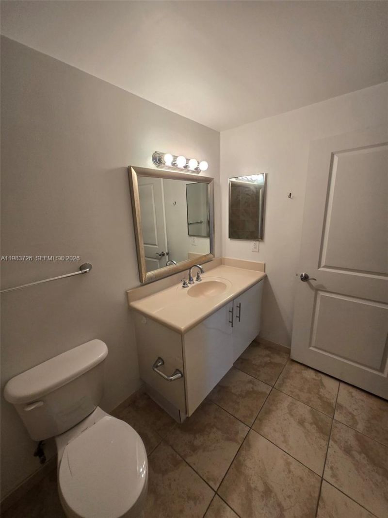 7910 Harbor Island Dr, Unit 510, North Bay Village, FL 33141 Photo