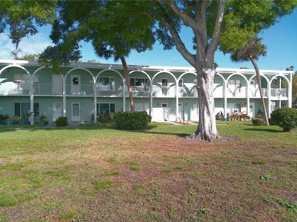 2011 AUSTRALIA WAY W, Unit 36, CLEARWATER, FL 33763