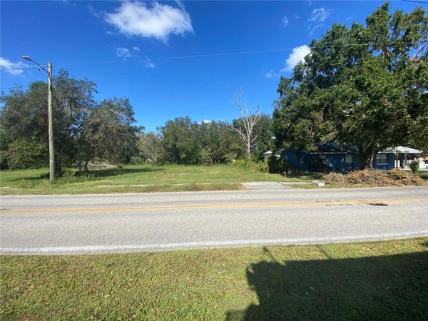 745 N 3RD STREET , EAGLE LAKE, FL 33839