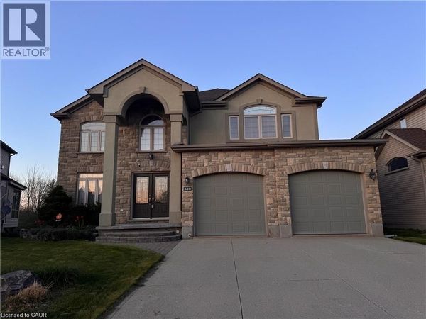 510 FOREST GATE Crescent, Waterloo, ON N2V2X2