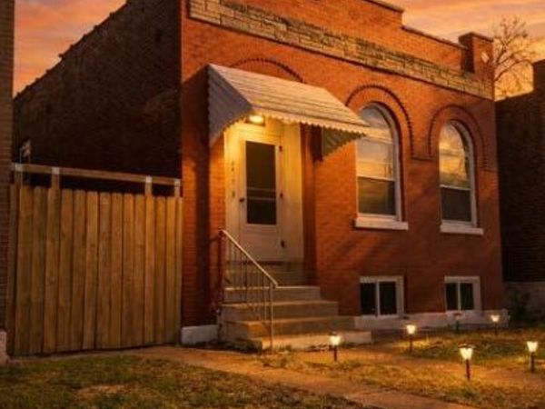 5412 Idaho Avenue, St Louis, MO 63111
