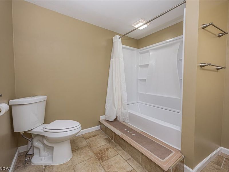 26140 Township Rd 37, Coshocton, OH 43812 Photo 15