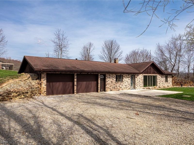 26140 Township Rd 37, Coshocton, OH 43812 Photo 2